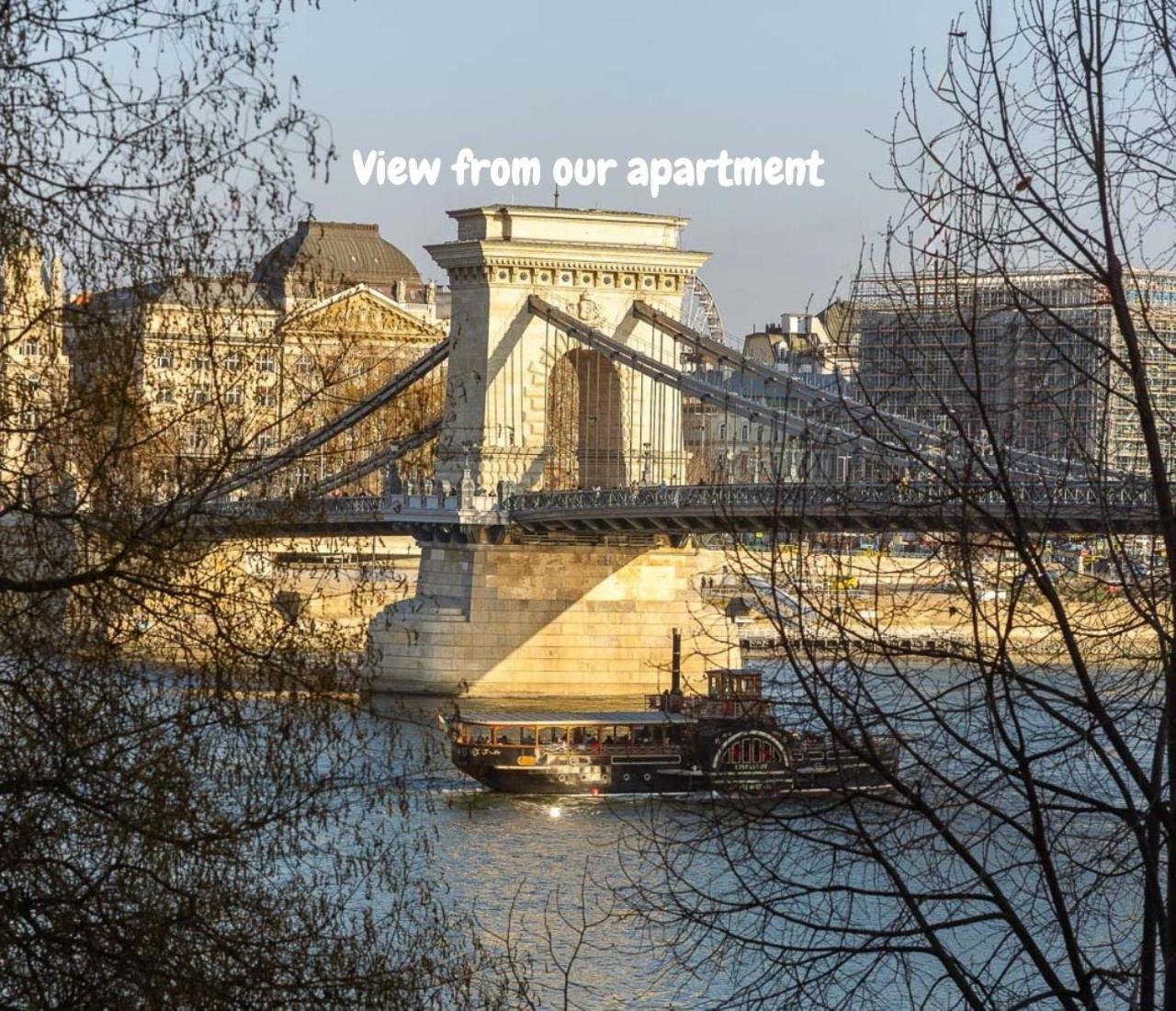Danube Waterfront View At Chain Bridge Budapest Exterior foto